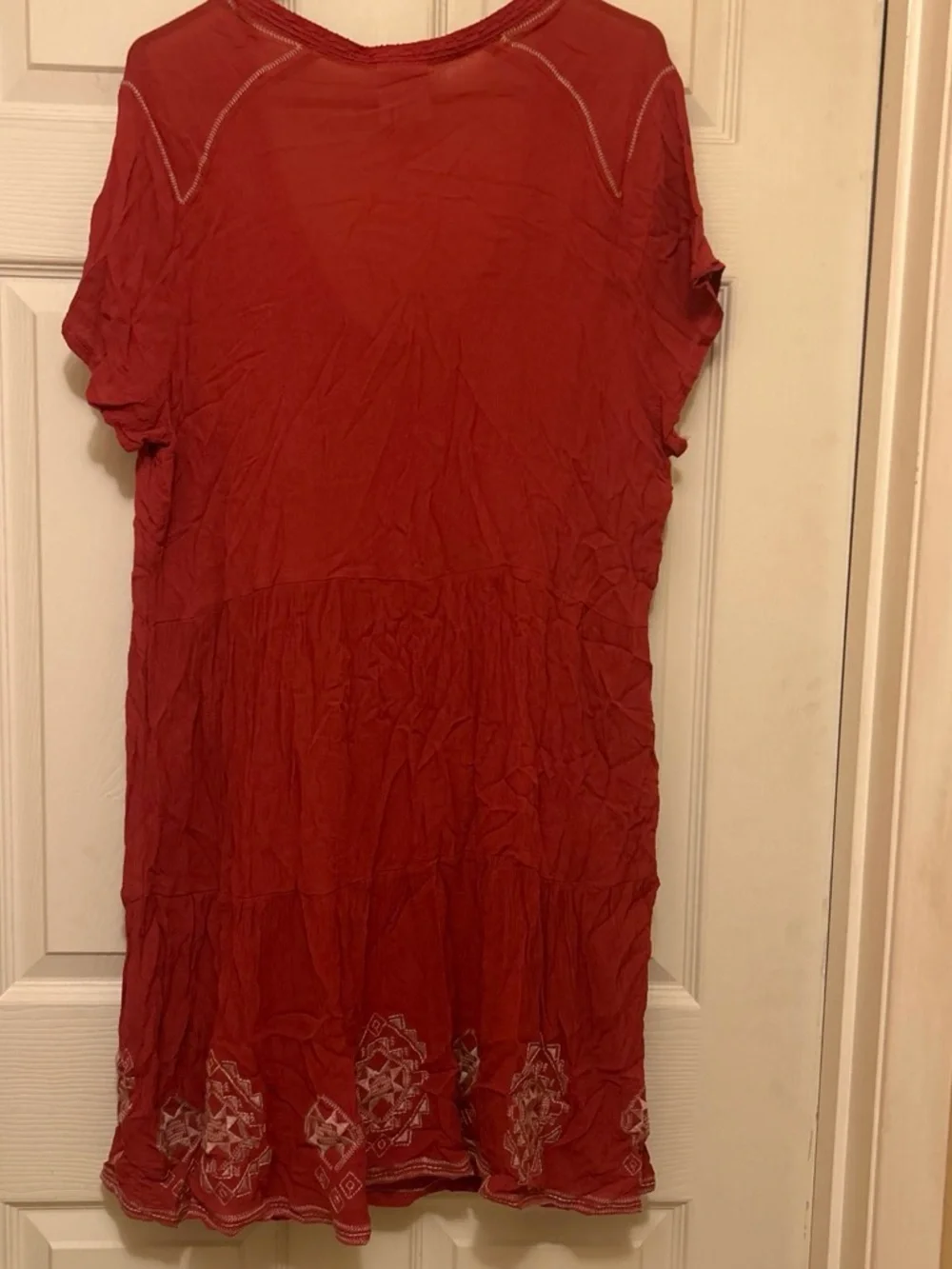 Knox Rose Burnt Orange Embroidered V-Neck Tunic - Picture 2 of 2